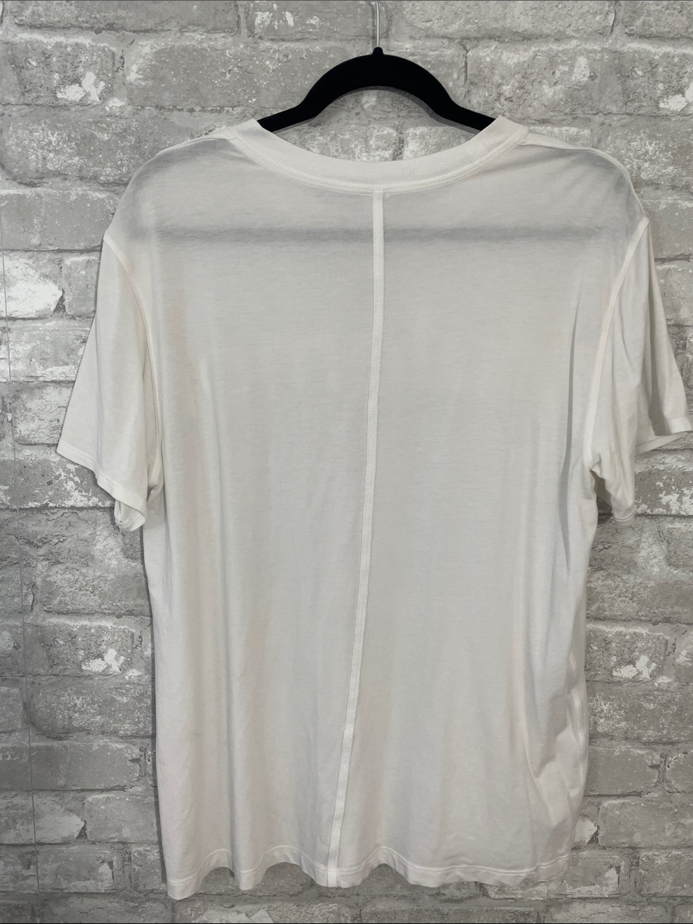 Lululemon All Yours Tee *Graphic
White - Picture 4 of 8